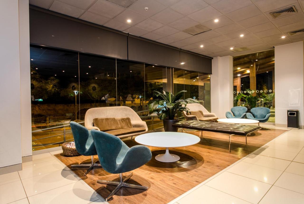 فندق ويندهام كوستا ديل سول بوكالبا المظهر الخارجي الصورة The interior of the lounge